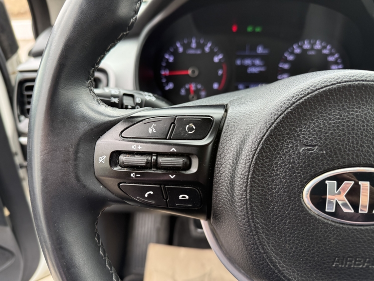 Kia Stonic 1.0 TGDi Drive 100cv. GASOLINA foto 23