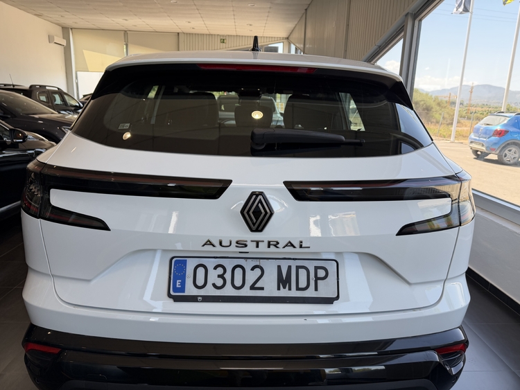 Renault Austral  Evolution Mild Hybrid 140cv. foto 9