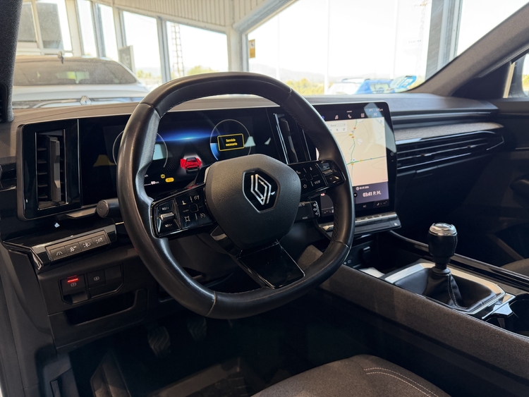 Renault Austral  Evolution Mild Hybrid 140cv. foto 16